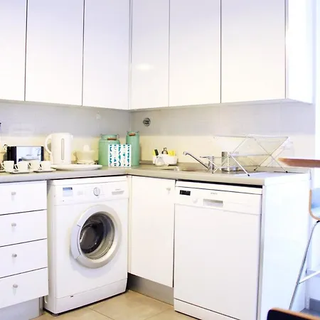 Guestready - Cosy Flat By Botanical Garden ליסבון