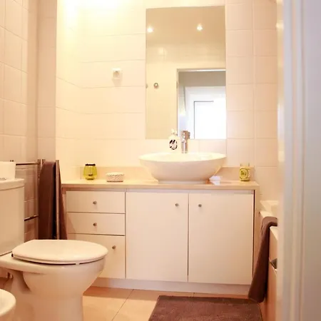 Guestready - Cosy Flat By Botanical Garden * ליסבון